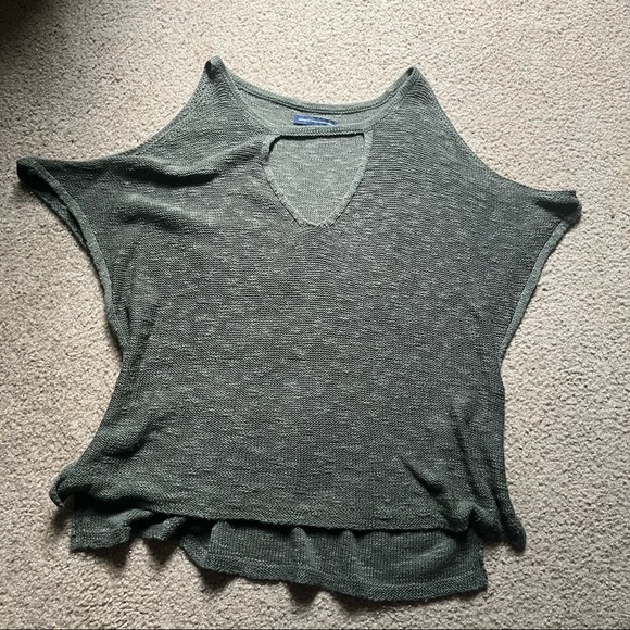American Eagle Dark Green Top - Picture 1 of 4